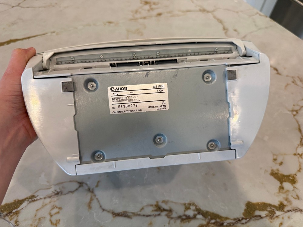 Canon imageFORMULA DR-2010C Document Scanner | USB | Windows Only | Powers On