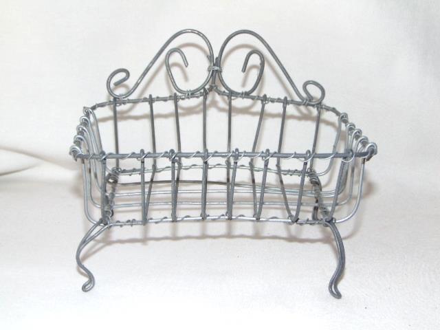 Vintage Hand Made Primitive COILED WIRED Kitchen SOAP DISH HOLDER, #2