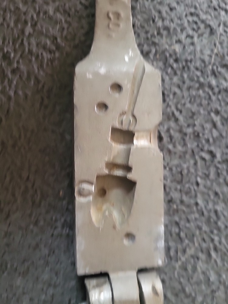 AMENT MOLD Co. MOLD