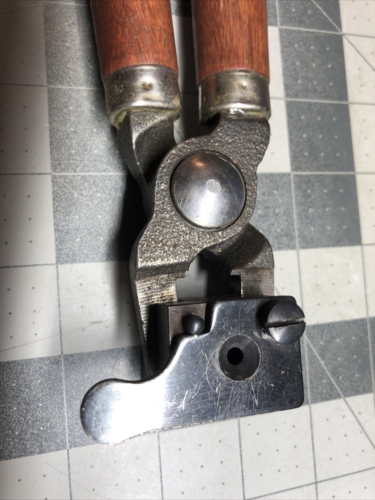 IDEAL BULLET MOLD .45 cal 451 365 #4