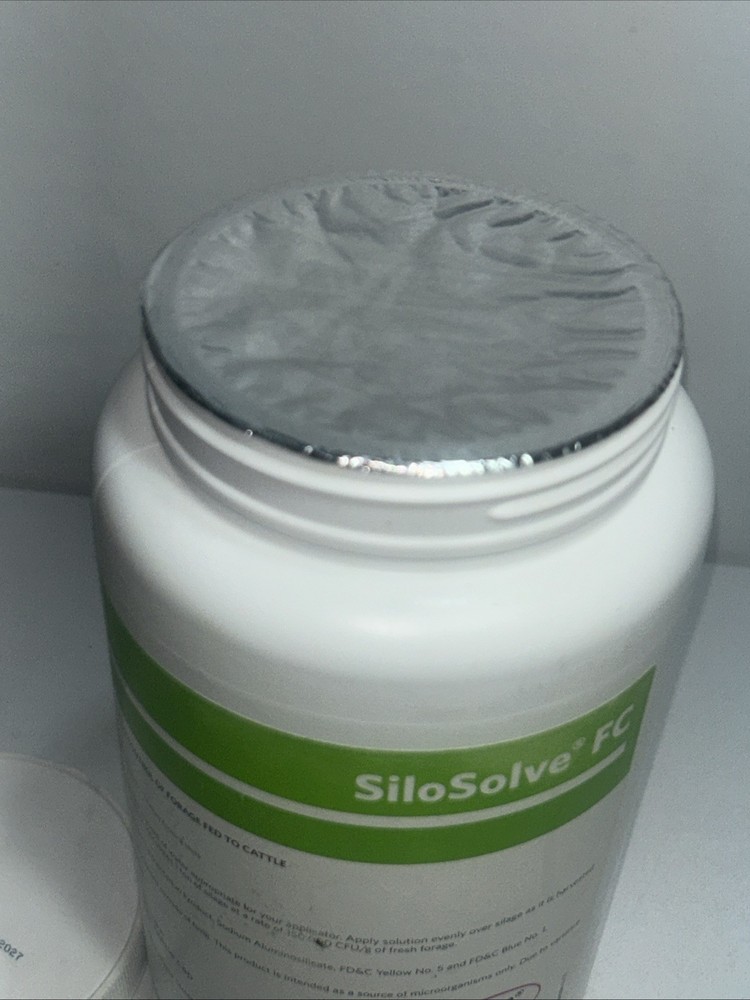 Sealed SiloSolve 1000 Grams Damaged Outer Packaging