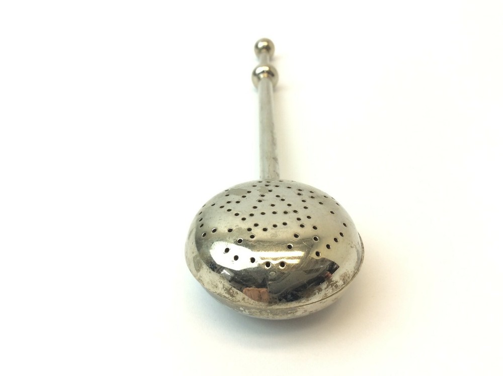 Antique Old Spring Action Tea Seeper Spoon Infuser Steeper Kitchenware