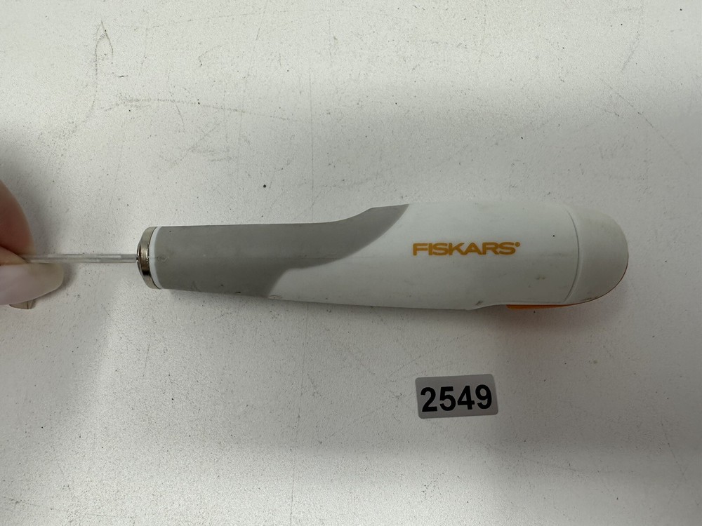 Fiskars Heavy-duty Craft Knife