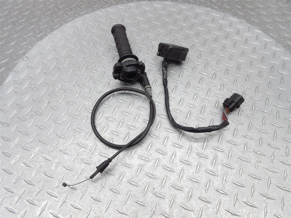 2004 02-06 Ducati Monster 600 M600 Right Handlebar Switch Throttle Control Cable
