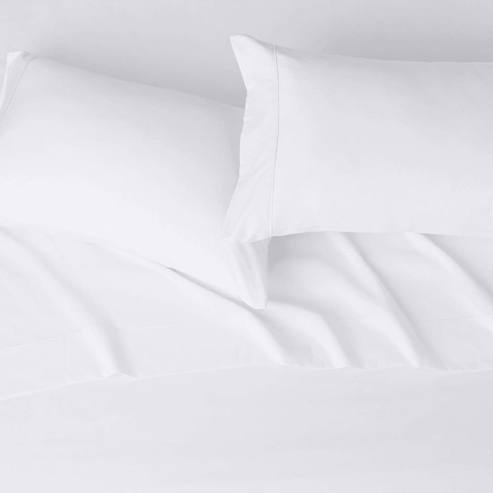 Basics 4 Piece Deluxe Microfiber Bed Sheets, Queen Size, Bright White, Solid