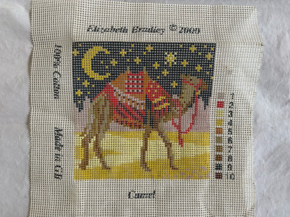 ELIZABETH BRADLEY NEEDLEPOINT/ TAPESTRY MINI CANVAS & CHART -CAMEL