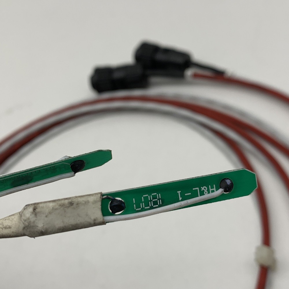 Thermo Scientific TCX19 Sensor Cable and Roung Plug Assembly (Pair)