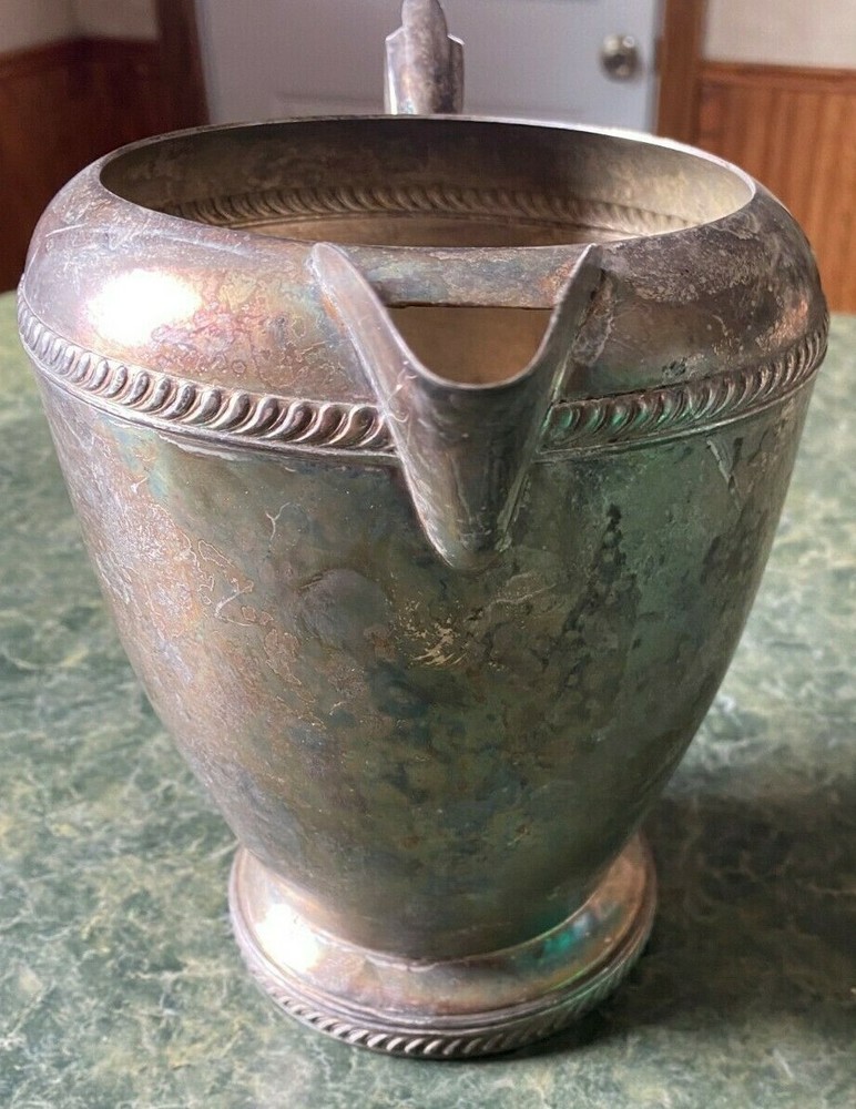 B Rogers Silverplate #1607 Water Pitcher 7" Tall
