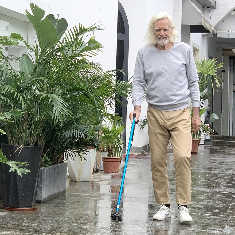 Foldable Adjustable Walking Cane for Seniors - Ergonomic Soft Grip and Stability