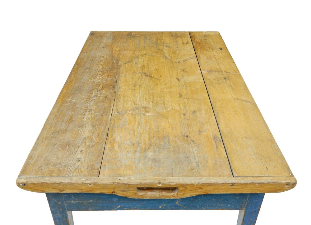 19TH CENTURY SCANDINAVIAN PAINTED PINE BAKERS TABLE