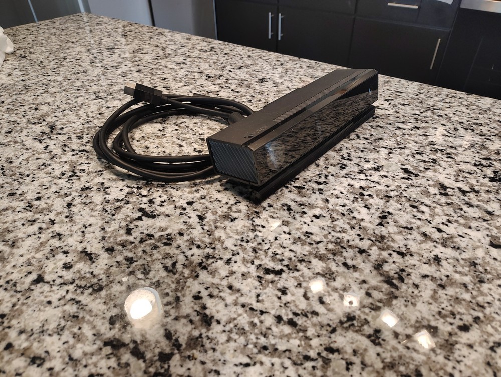 🔥Xbox One Kinect Sensor Bar 1520 Compatible with Xbox One