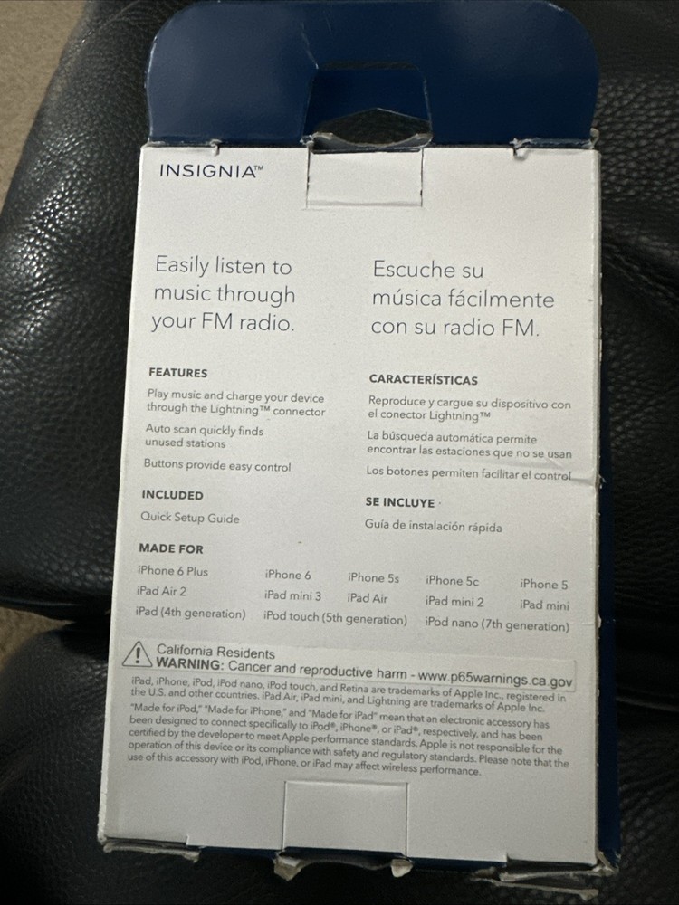 NEW INSIGNIA FM Transmitter 8PIN Lightning Connector Apple iPhone iPod NS-MA5FMT