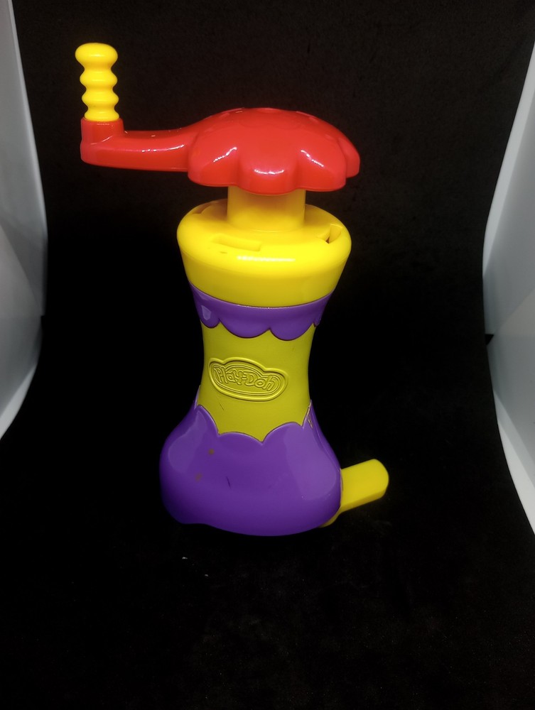 Play-Doh Burger Builder toy extruder accessorie