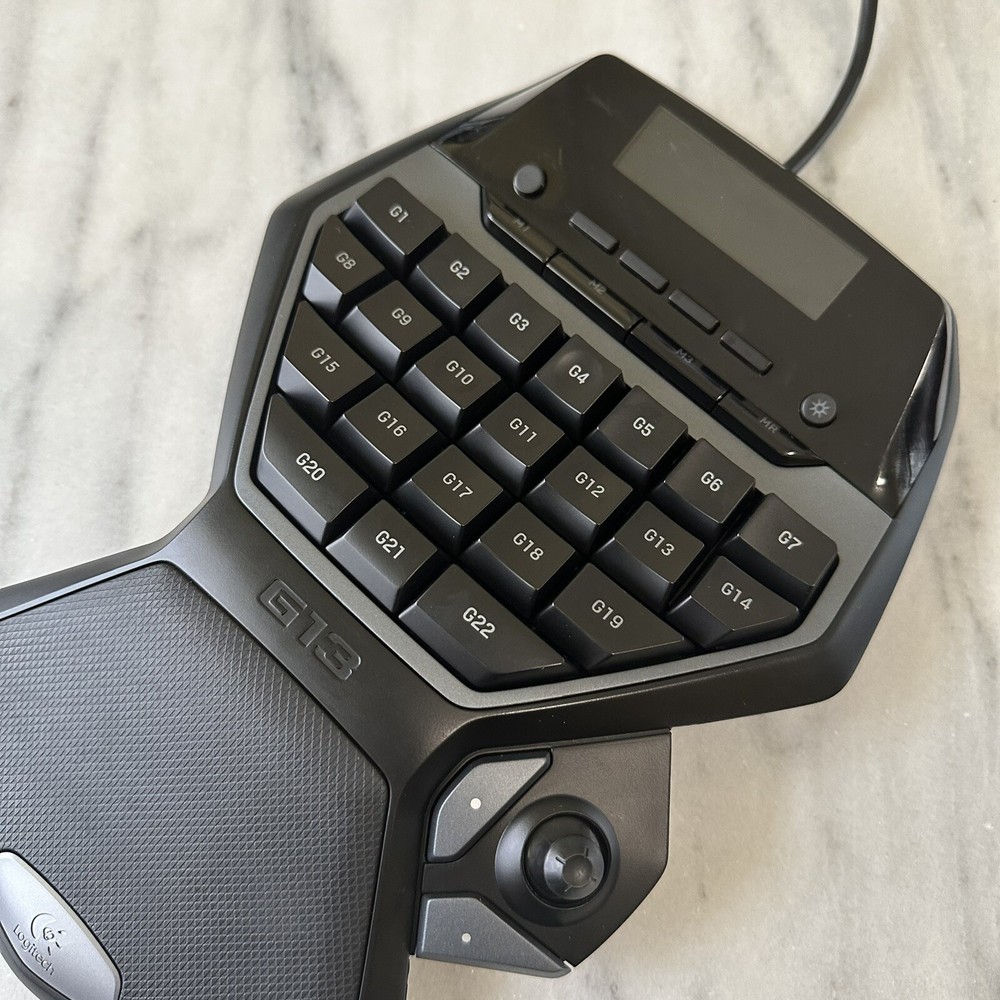 Logitech G13 USB Programmable Gameboard with LCD Display