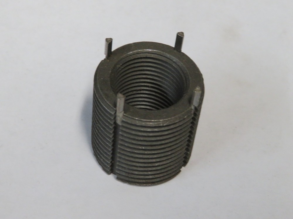 1 pcs RECOIL 7/8"-14 Threading Thread Locking Insert EDP 74142