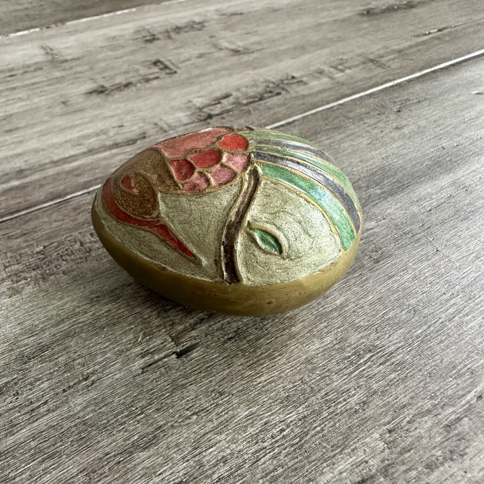 Vtg 2.5” Egg Painted Enameled Brass Bird On Branch Enamel Paperweight Trinket