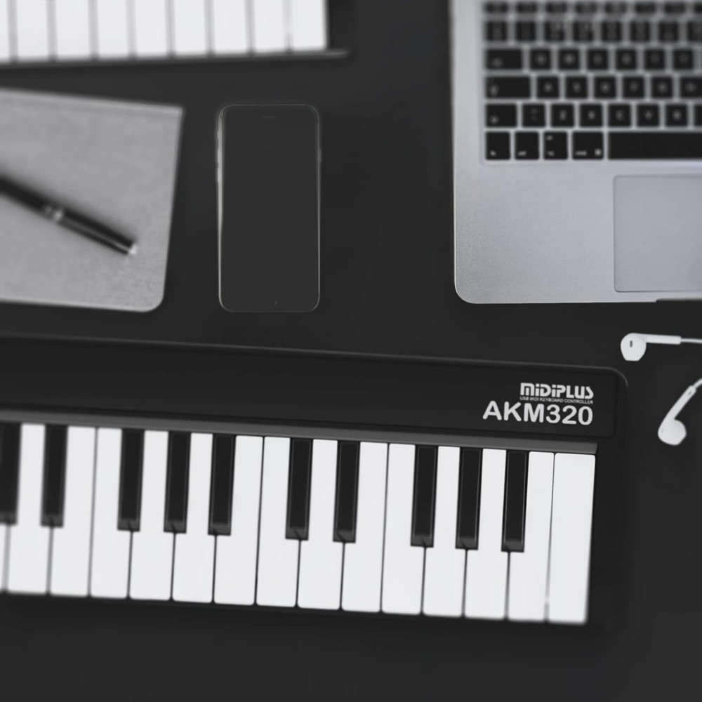 Midiplus AKM320 USB MIDI Keyboard Controller 32 Key Mini Keyboard Black NEW