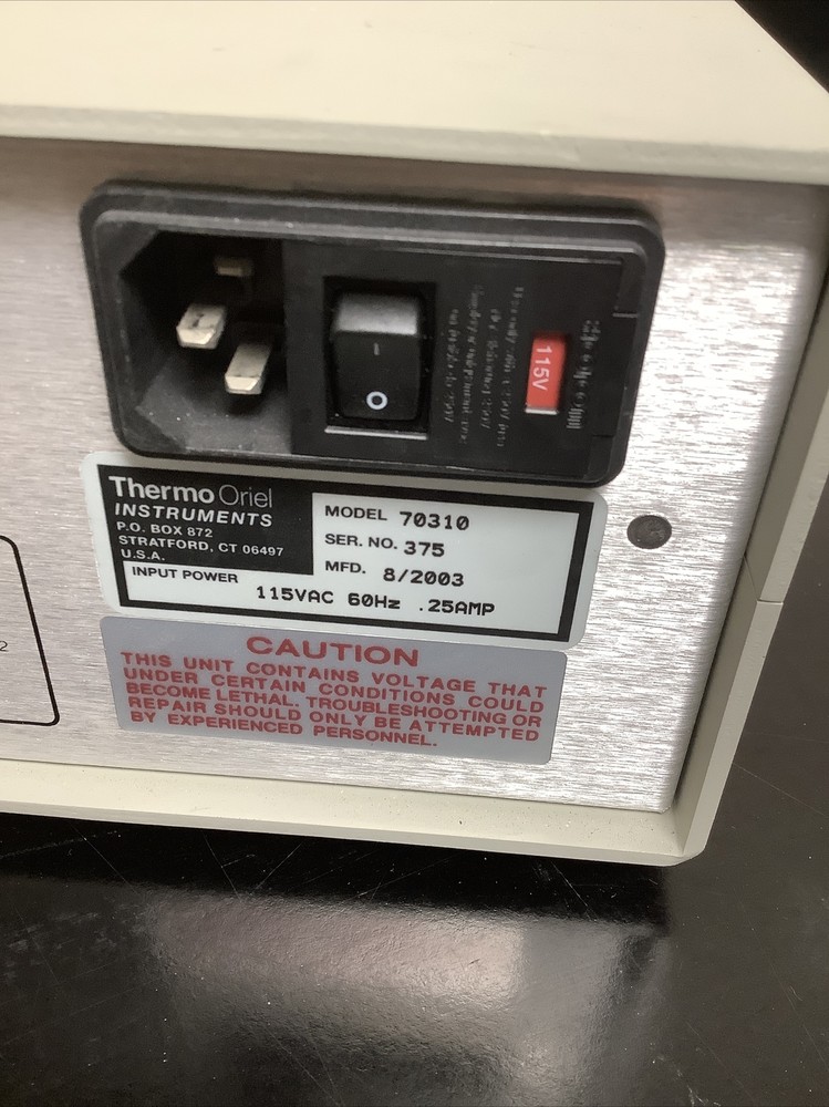 Oriel 70310 Optical Power Meter