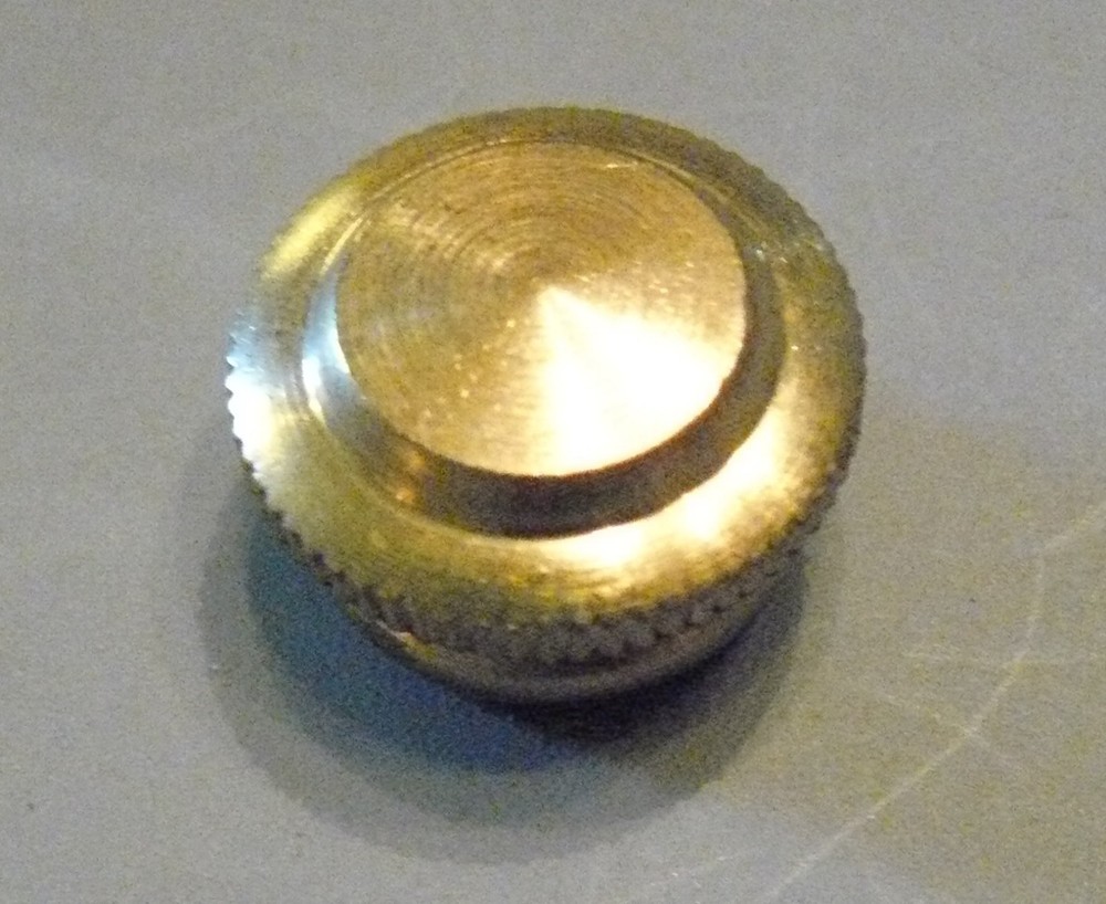 Bracket Cap, Solid Brass, 1/4 IPS (1/2" Inside Diameter) Lamp/Clock Finial BC2