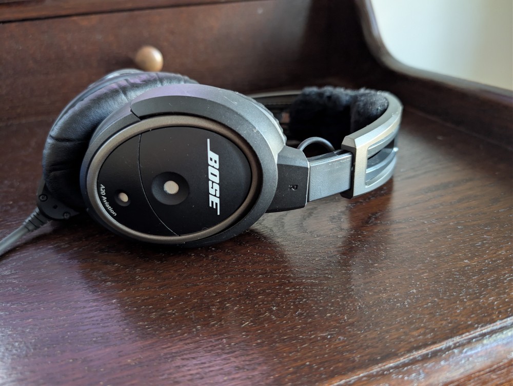 Bose A20 Aviation Headset (LEMO/Bluetooth) (Used)