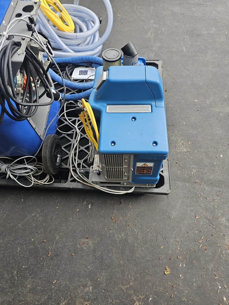 Nordson ProBlu7 Hot Melt Glue System: Full Automatic System.