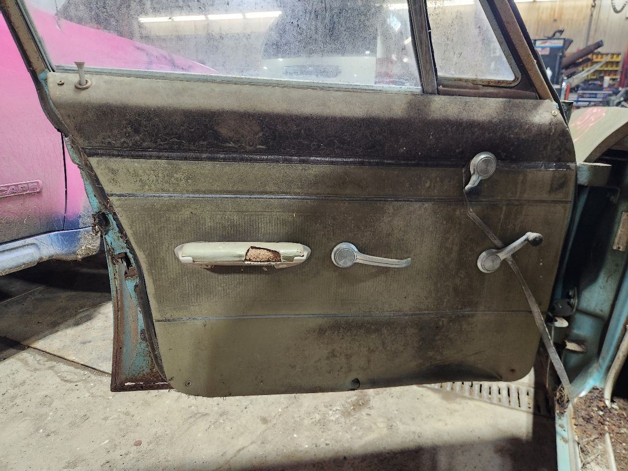 Manual Transmission 3 Speed 6-250 Fits 1966 CHEVROLET BISCAYNE 1325865