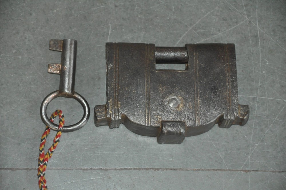 Vintage Unique Solid Lines Engraved Iron Handcrafted Padlock, Nice Patina