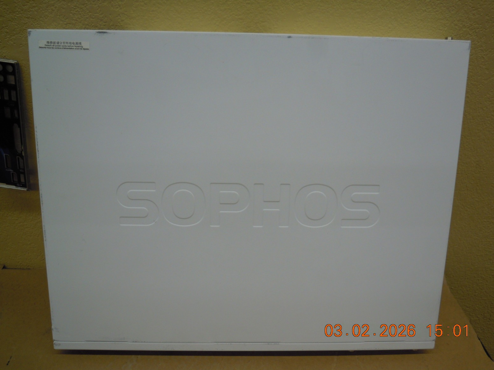 Sophos XG 210 rev. 3 Firewall Security Appliance 6 x GE + 2 x SFP Ports * Reset