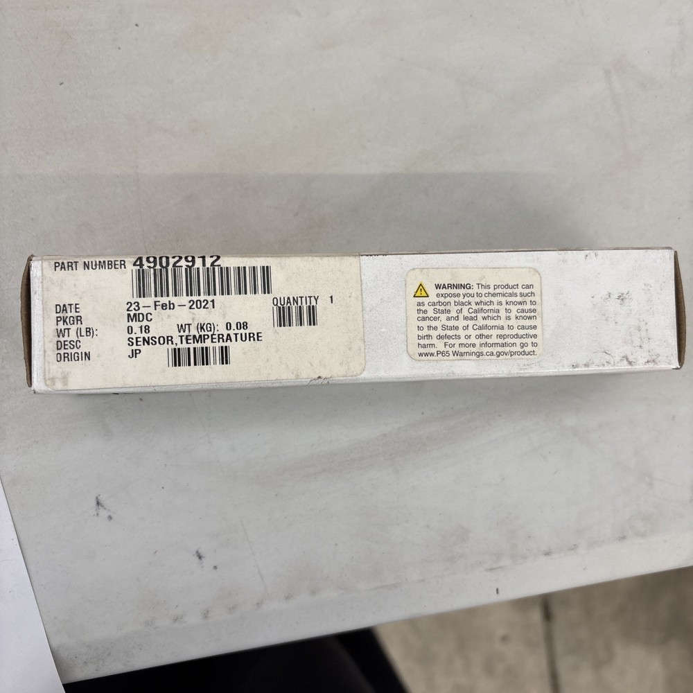 OEM Cummins 4902912 Exhaust/DPF Temperature Sensor – Diesel Engine Part