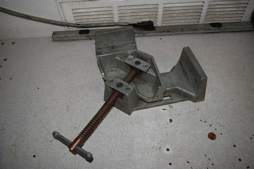 HFL 30.3356 Welding Vise