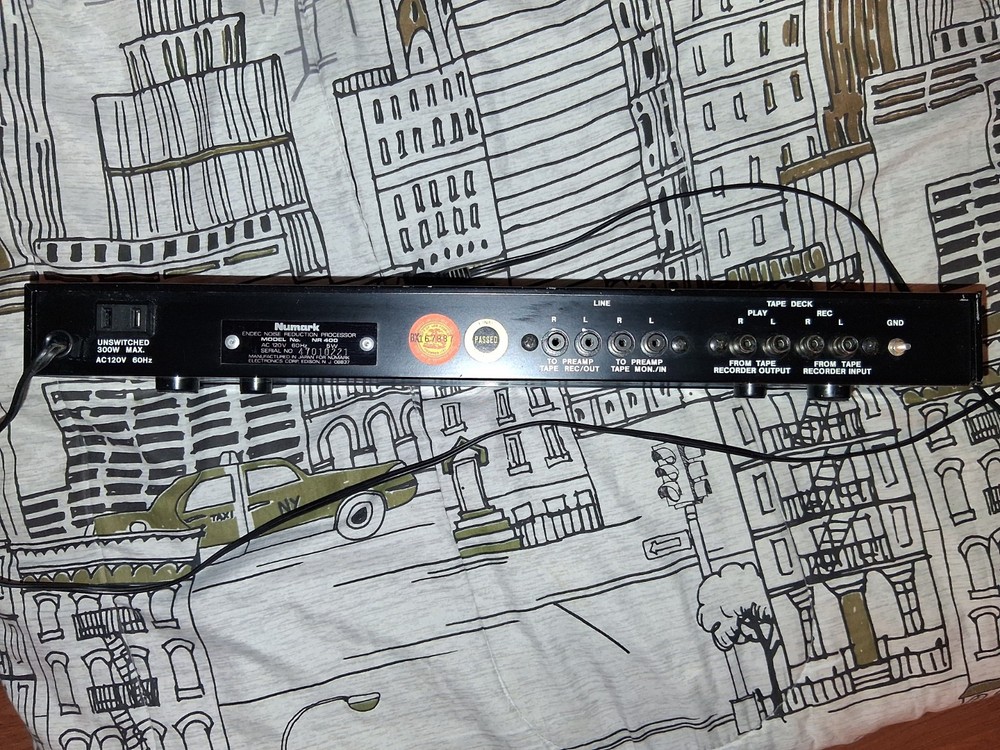 Numark Noise Reduction Processor NR400