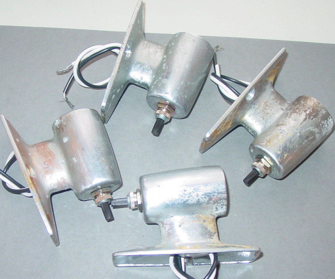 4 Vintage Yacht Bulkhead Galley Art Deco 400 Light Fixtures Camper Boat Cabin