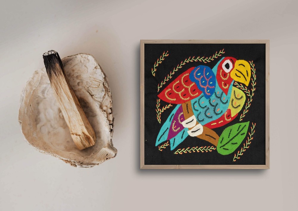 Multicolor Red And Blue Bird Molita