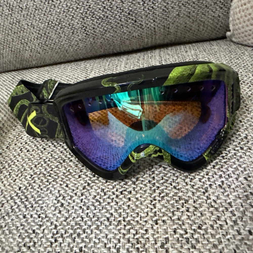 Anon Snowboard/Ski Goggles - Black with Green Strap, Adjustable Strap