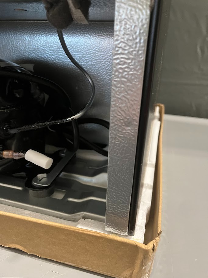 Galanz 1.7 Cu ft One-Door Mini Refrigerator, Black, New