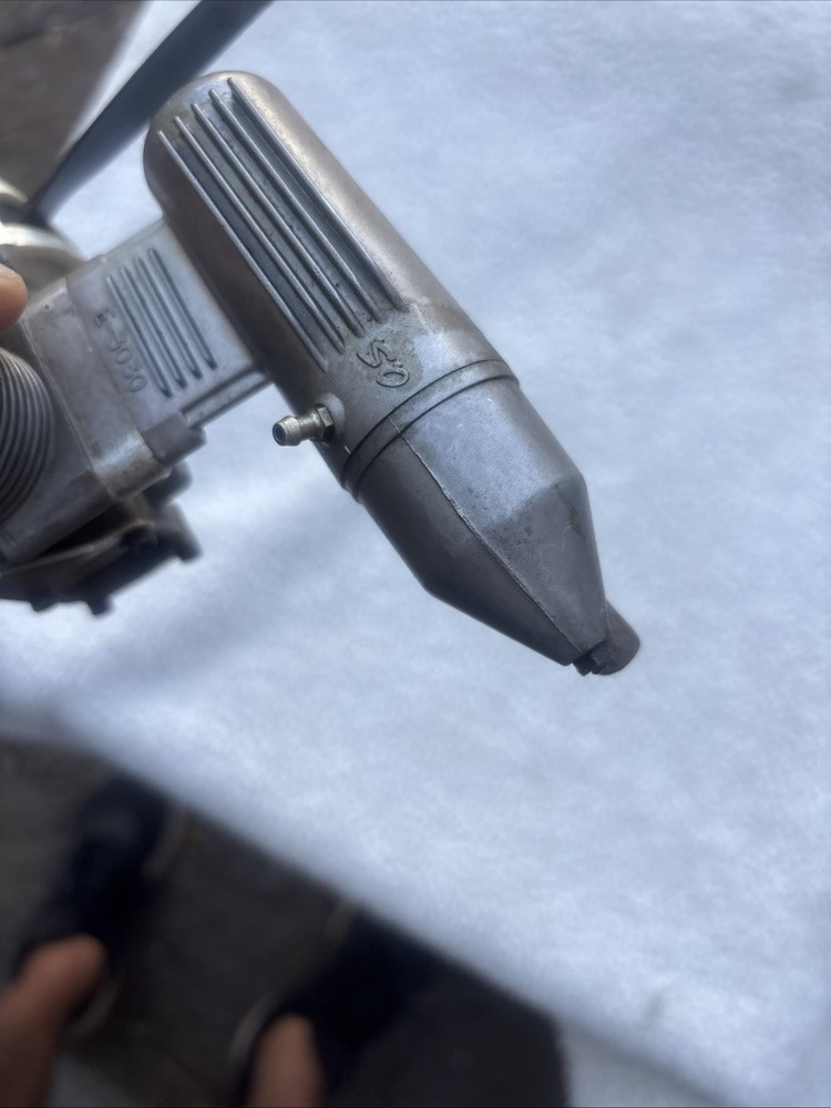 OS MAX 40 Engine & Muffler