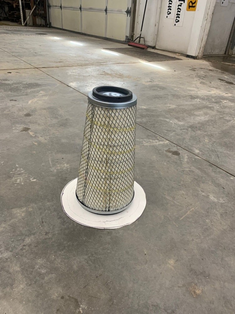 Fleetguard AF1758 Air Filter