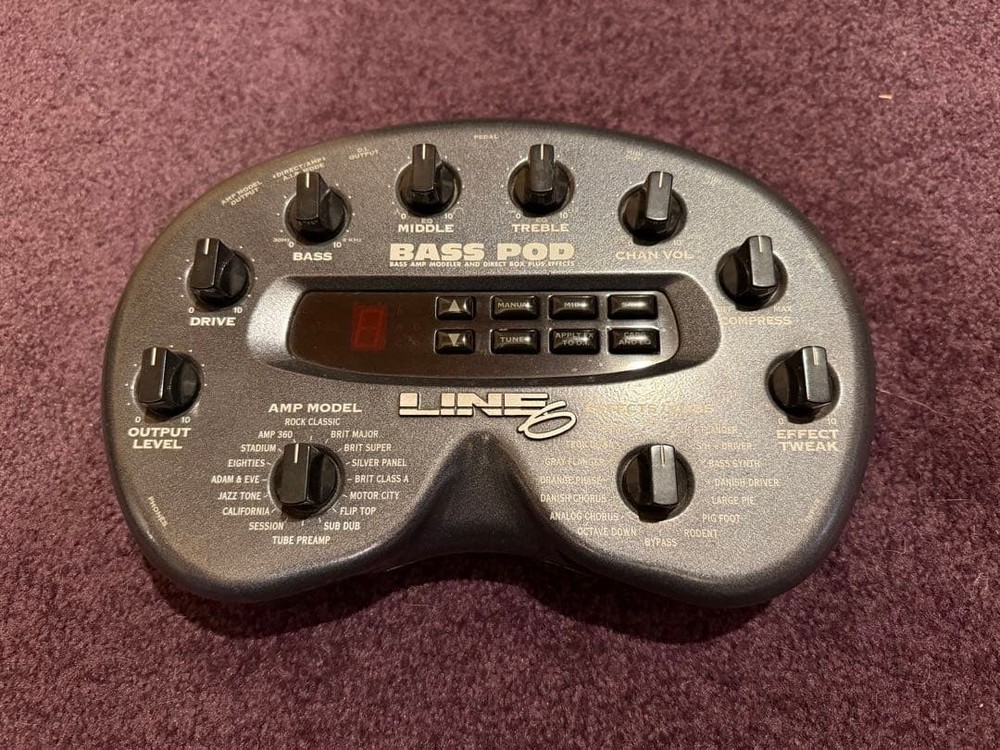 LINE6 BASS POD with Case