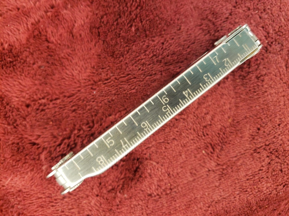 Leatherman ~ PST Multi tool 0401 0501 Date Codes SCC * CBW 2001 print