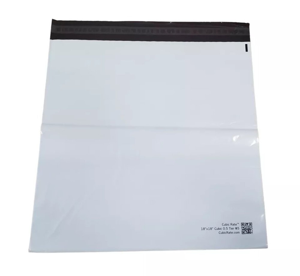 PolyShippers 18"x18"