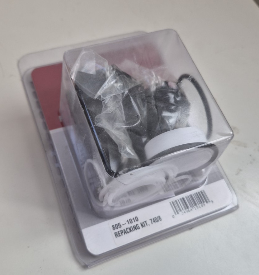 Titan 805-1010 Repacking Kit - New in Box