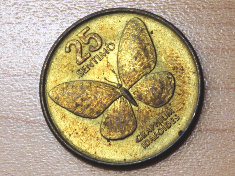1986 Philippines 25 Sentimos Butterfly