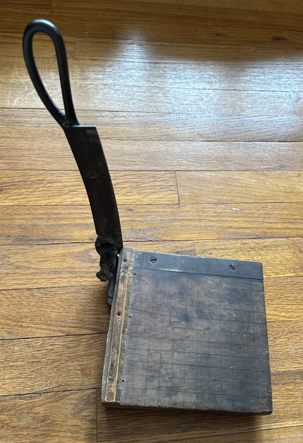 Vintage Wood Small Photo Paper Cutter 6" x 7" - Blade Needs Sharping