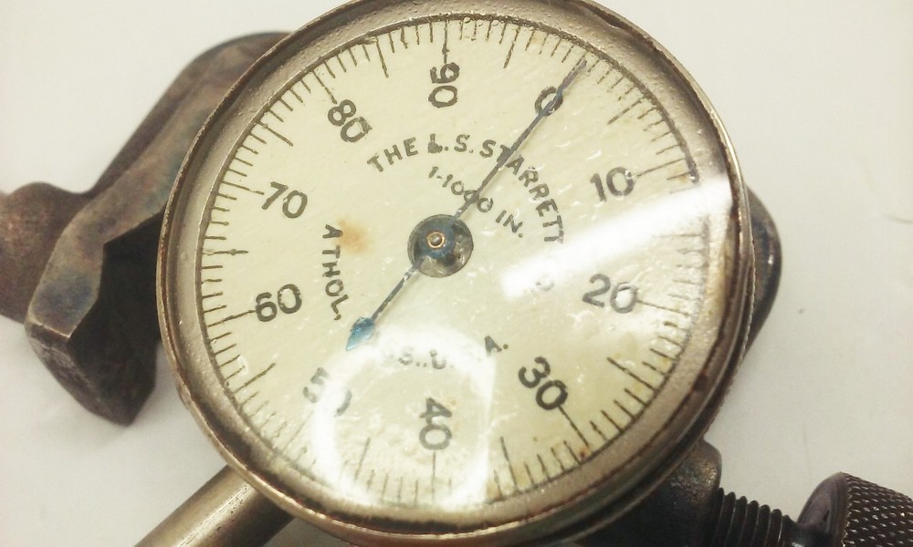 Vtg Starrett universal Back plunger dial indicator 1-1000 in. set