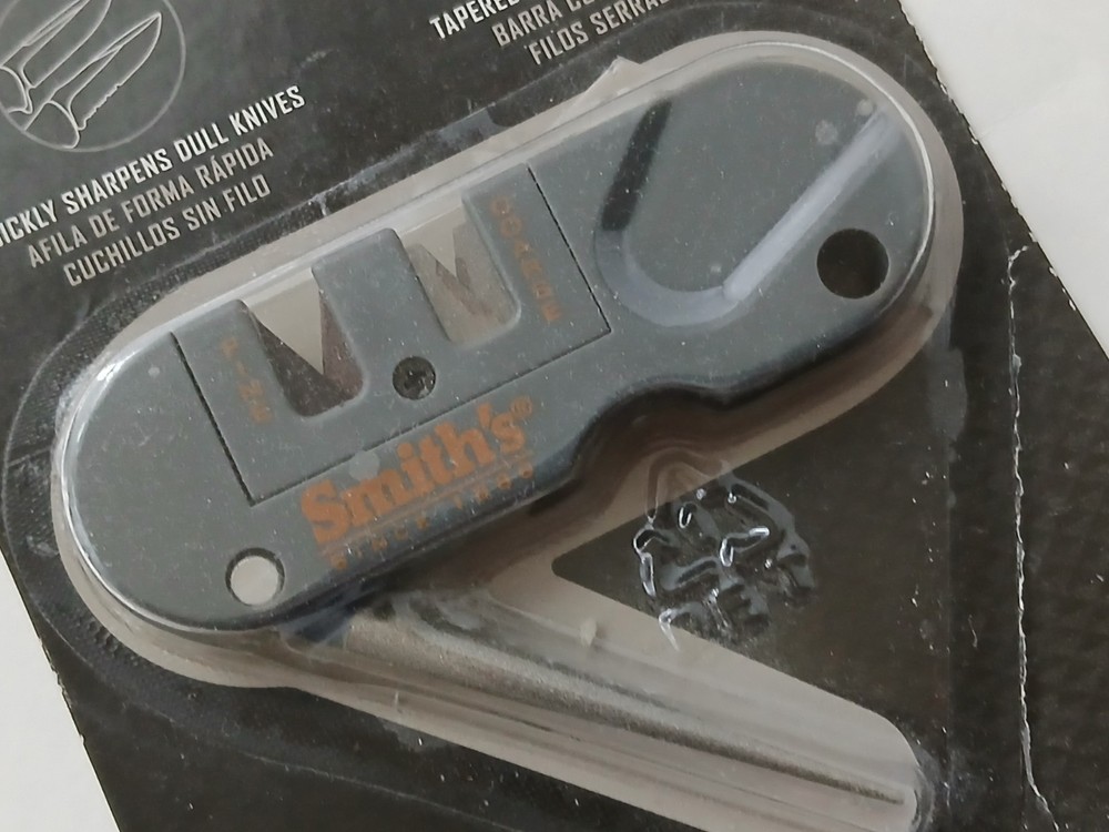 Smith's "Pocket Pal" Knife Sharpener - Item #PP1