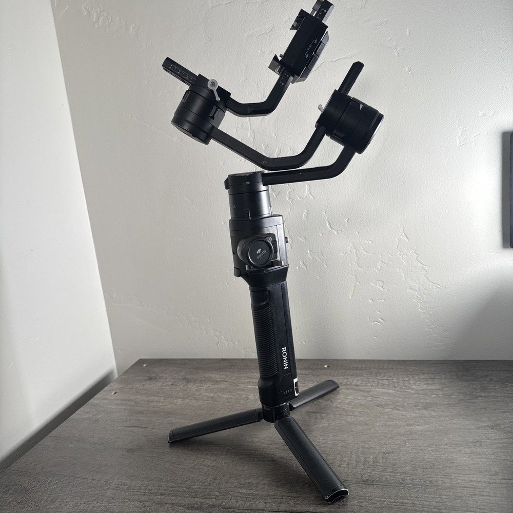DJI Ronin S Gimbal Handheld Stabilizer