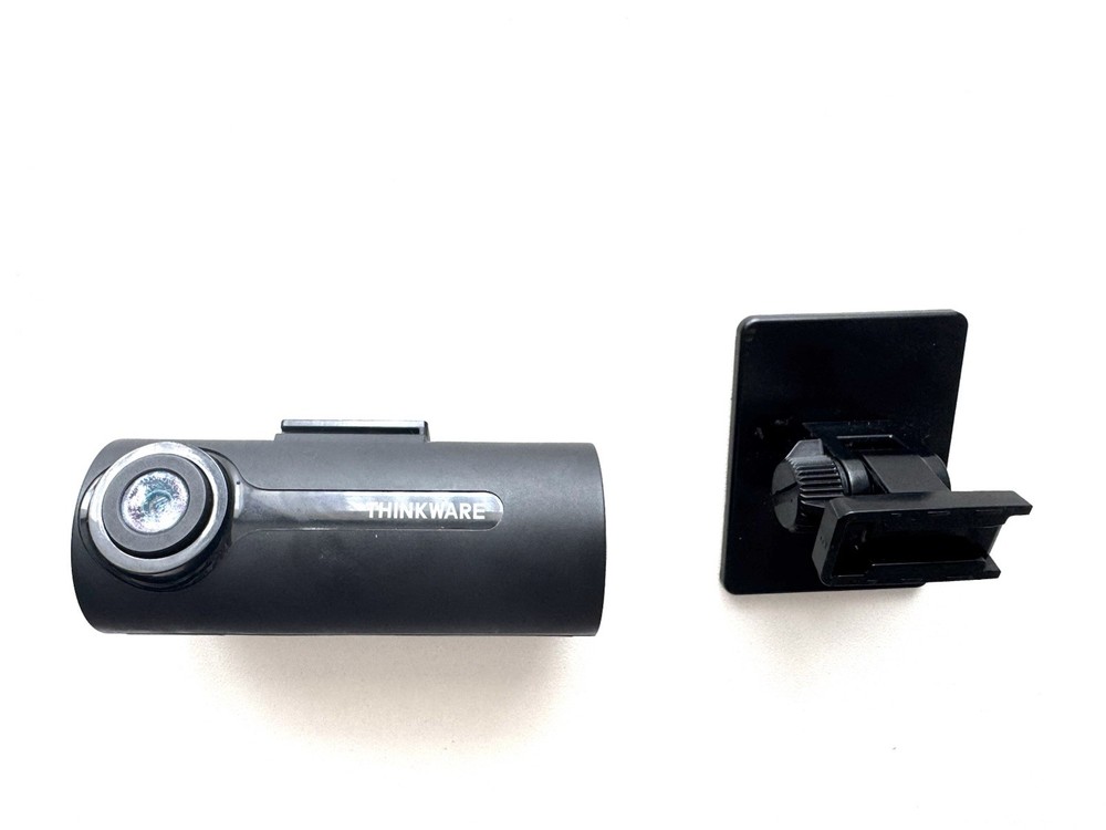 Thinkware F70 dash camera