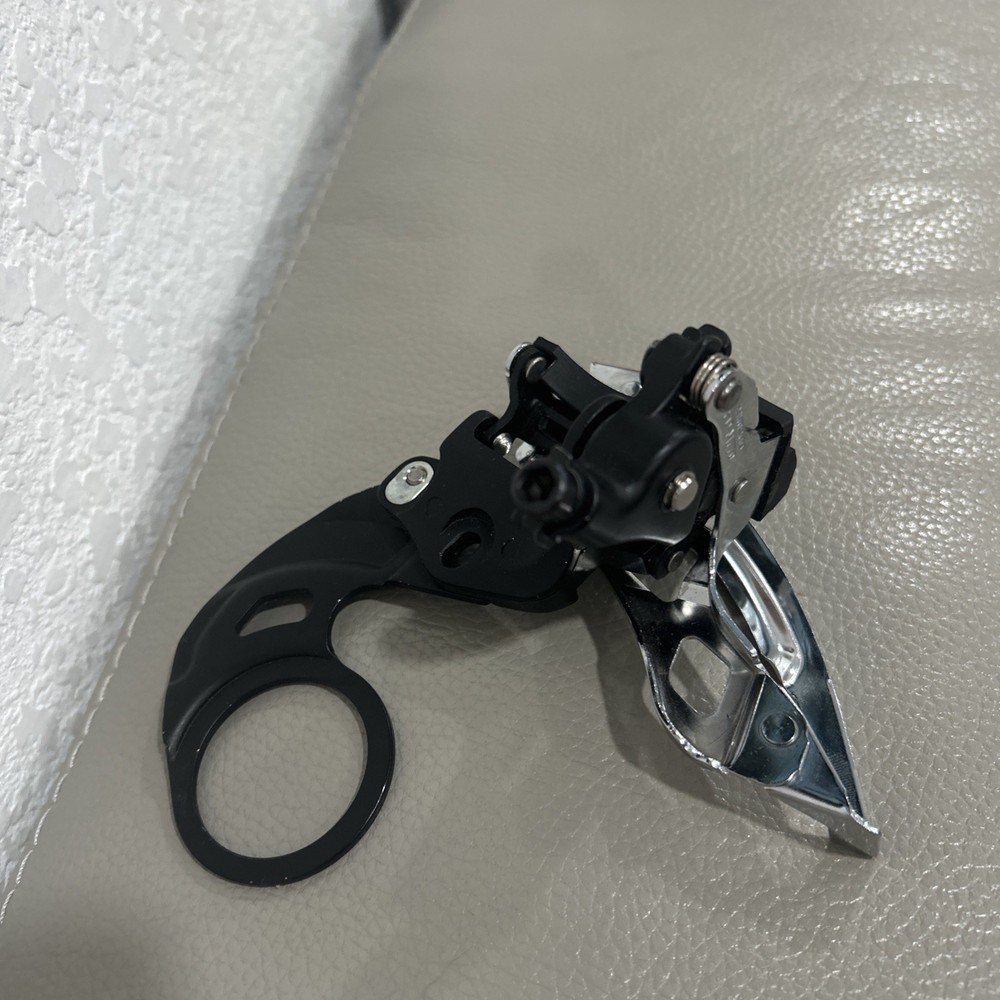 Shimano XT FD-M770-E Front Derailleur w/ BB Plate