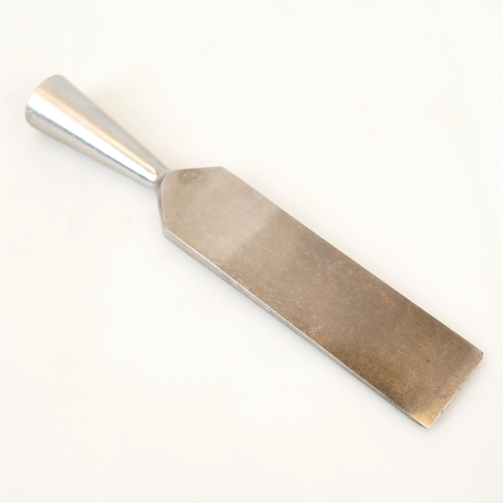 Vintage 1" Bevel Edge Socket Butt Chisel 5-5/8" Solid Steel Awaits Sharpening