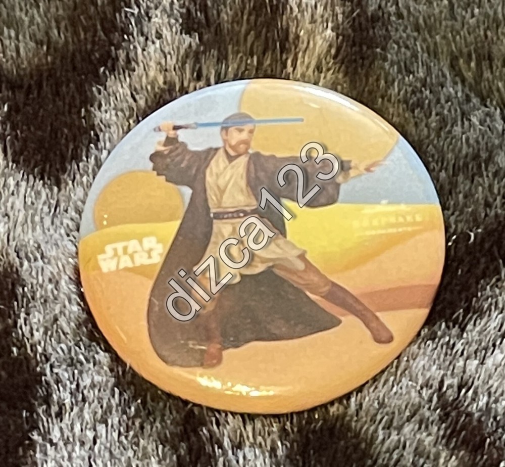 SDCC 2022 Hallmark Keepsake Star Wars Obi Wan Button